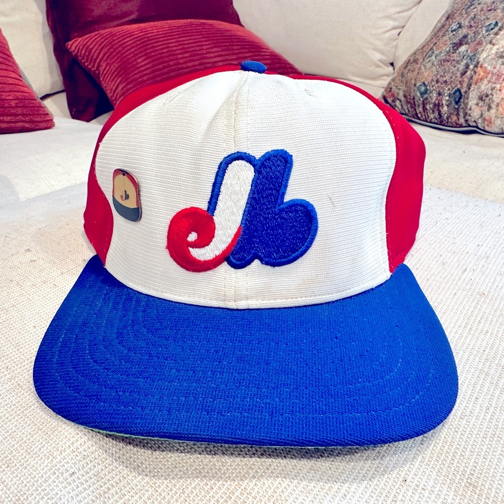 Vintage New Era Montreal Expos Hat.  Size 7 1/2.